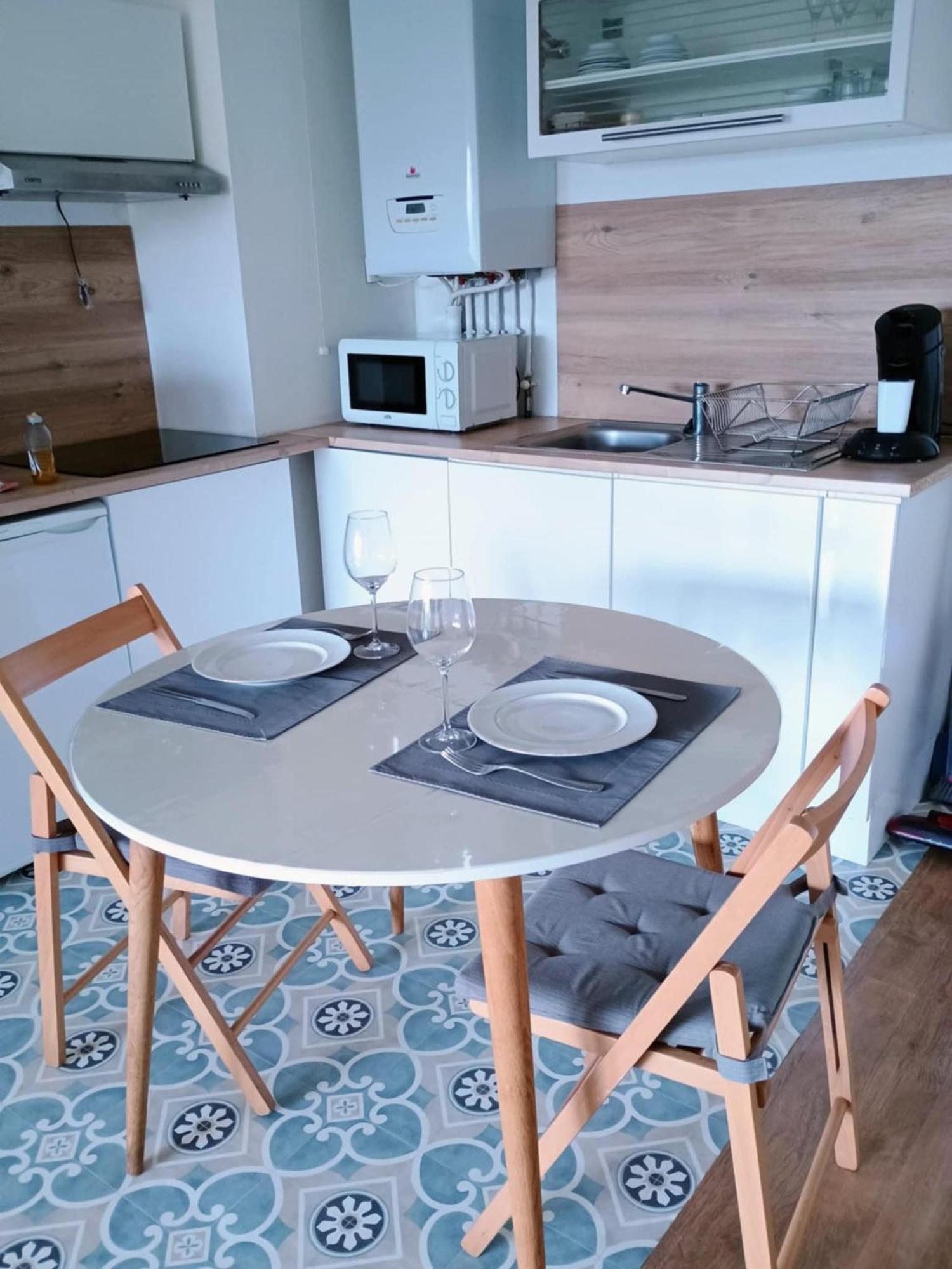 Appartement T2 勒布斯卡 外观 照片
